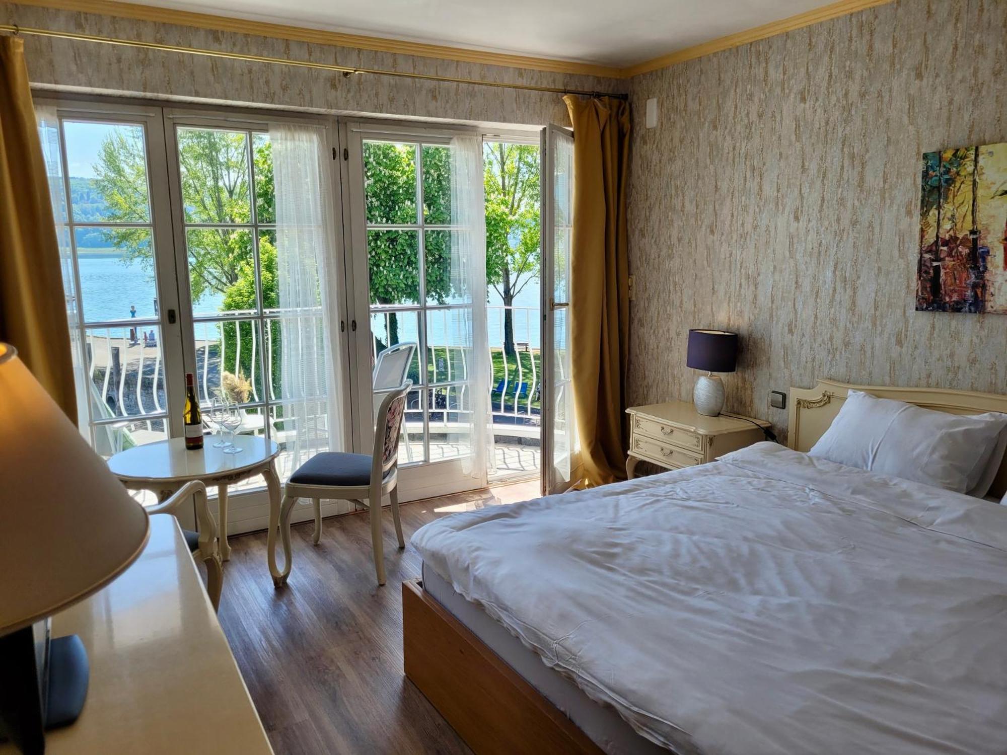 See-Hotel Seeschau - Direkt Am Bodenseeufer Reichenau Kültér fotó